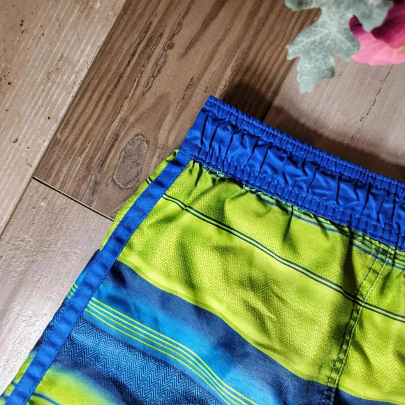 OP Ocean Pacific Green and Blue Boys Swim Trunks Board Shorts Size XS 4-5 EUC - Picture 8 of 14